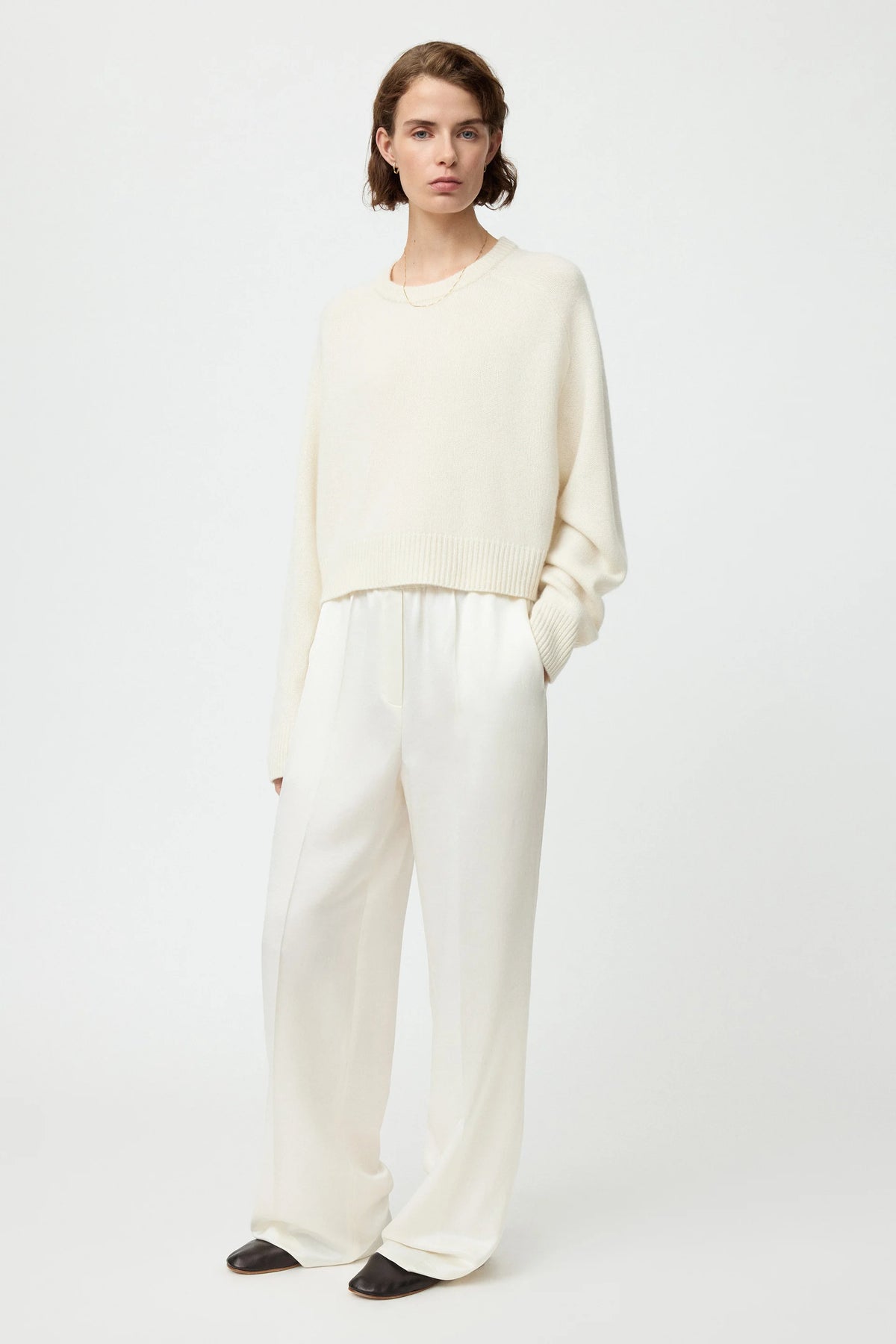 Cashmere Crew in Feather White