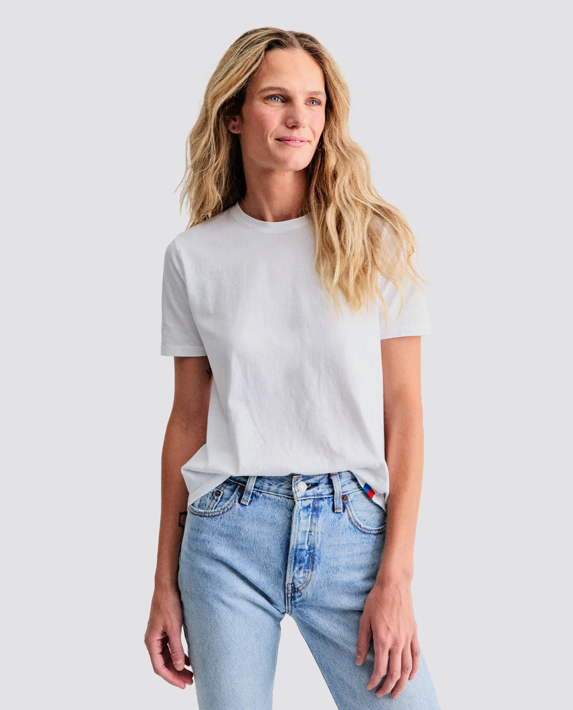 The Modern Tee in White
