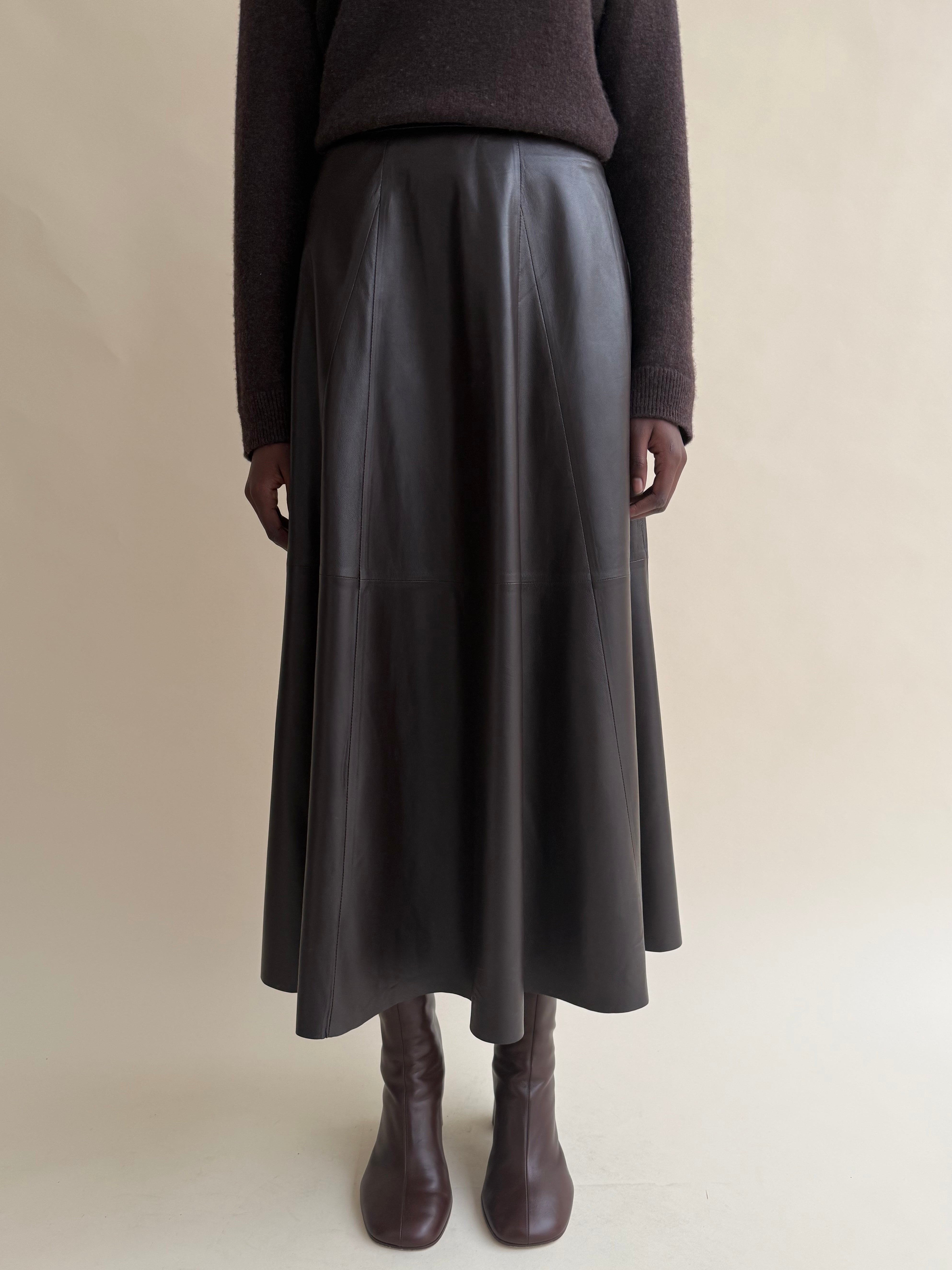 ELENI | Lamb Easy Skirt in Coffee Bean