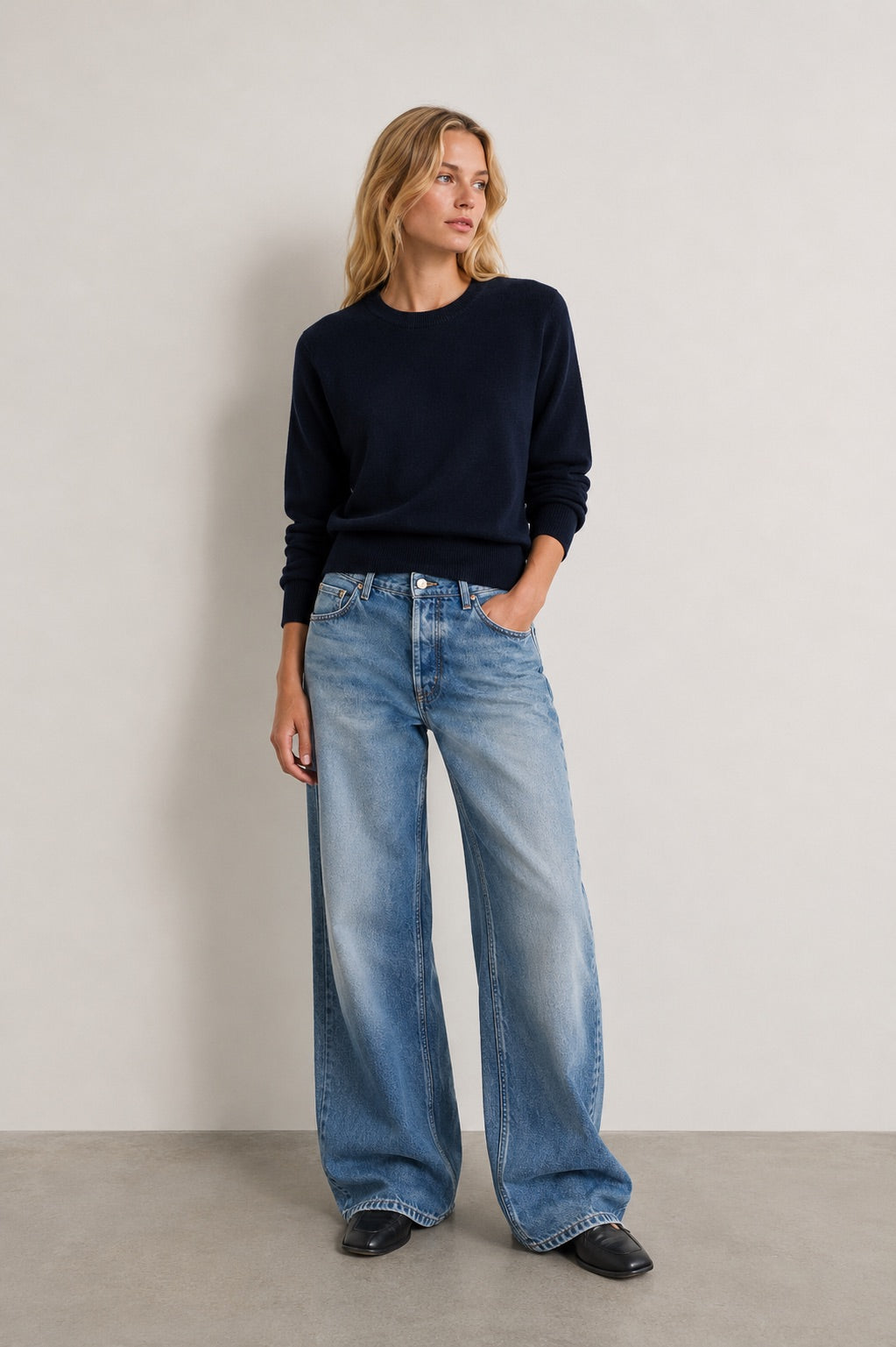 Crew Neck Sweater in Deep Night