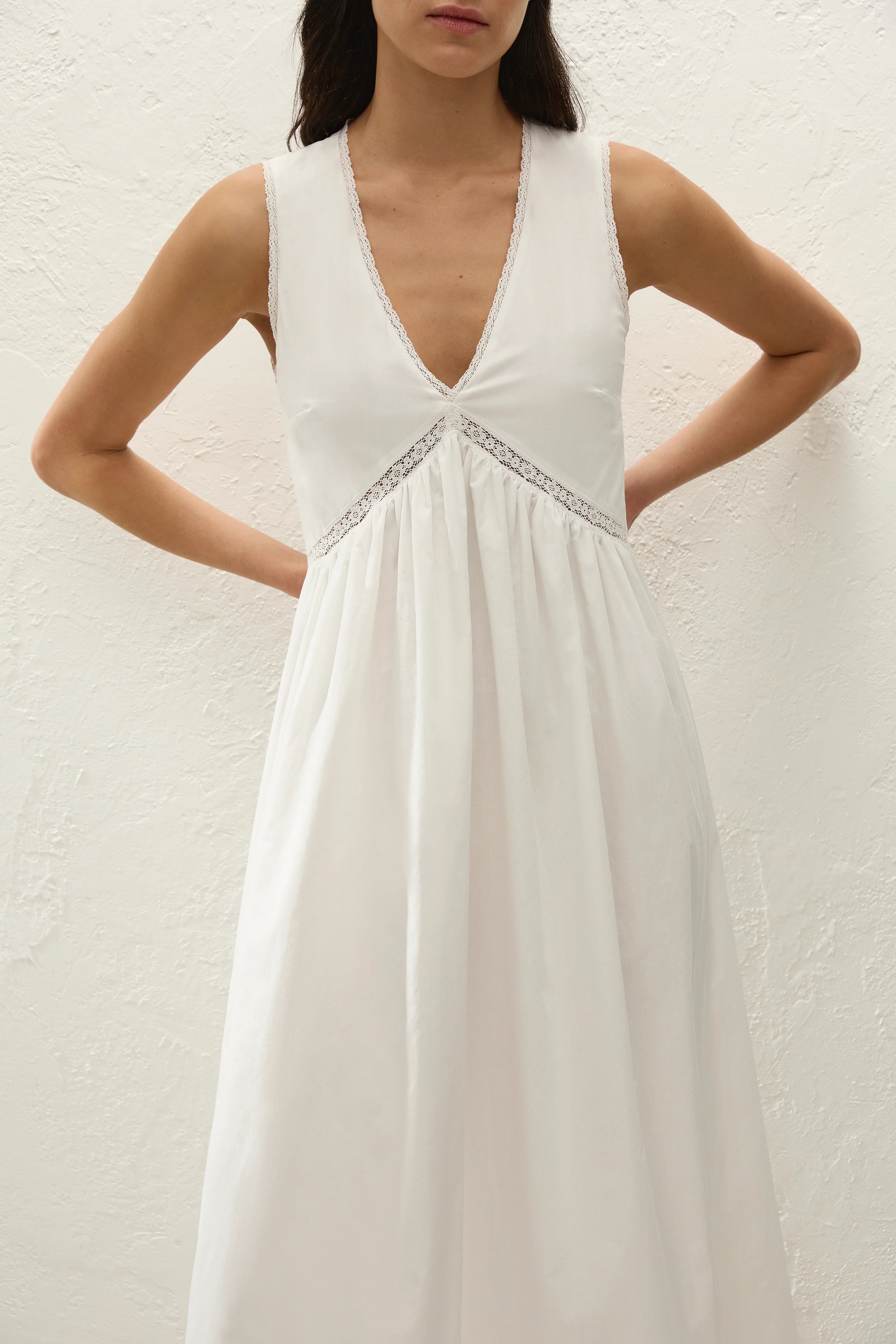 Fiora Midi Dress in Fresco Lace White