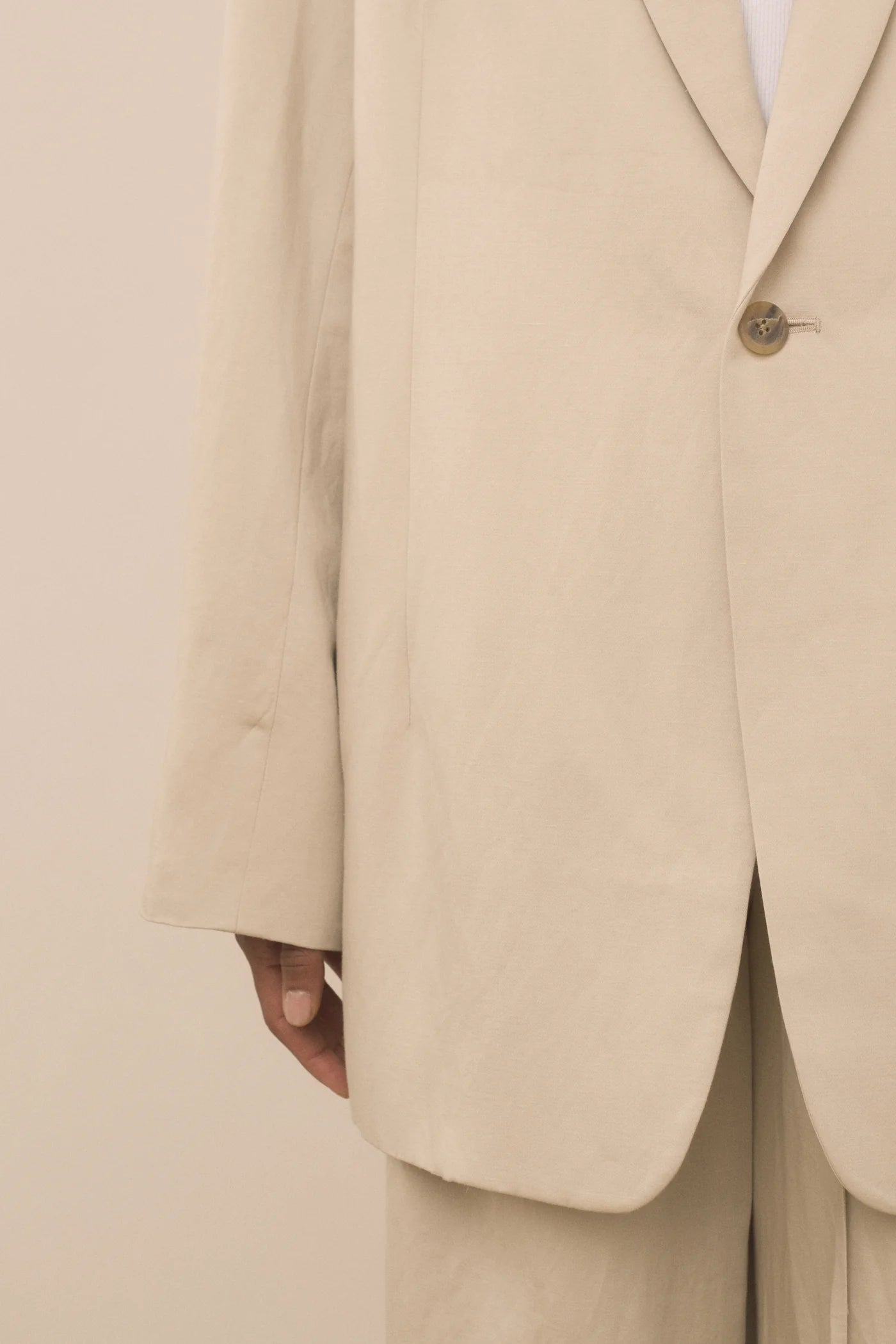 Satin Blazer in Parchment