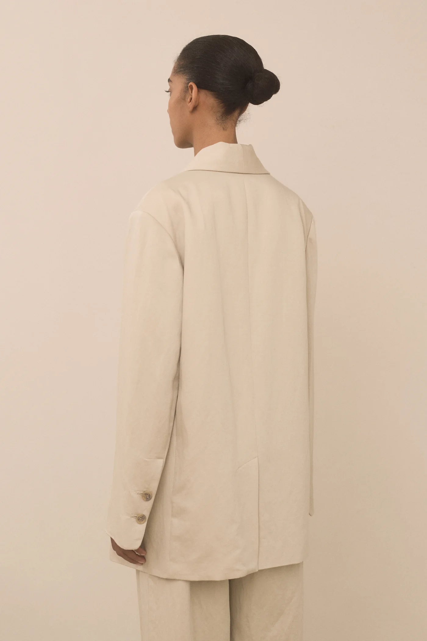 Satin Blazer in Parchment
