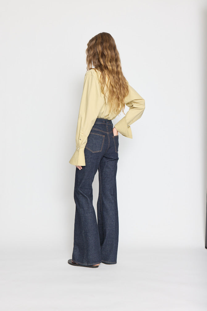Spur Bootcut in Sable Wash