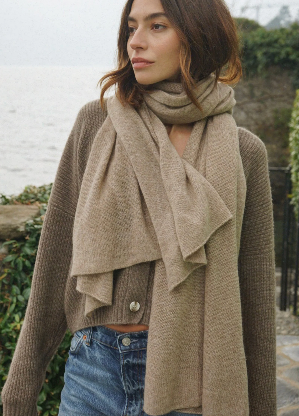 The Mathilda Cashmere Scarf in Rye