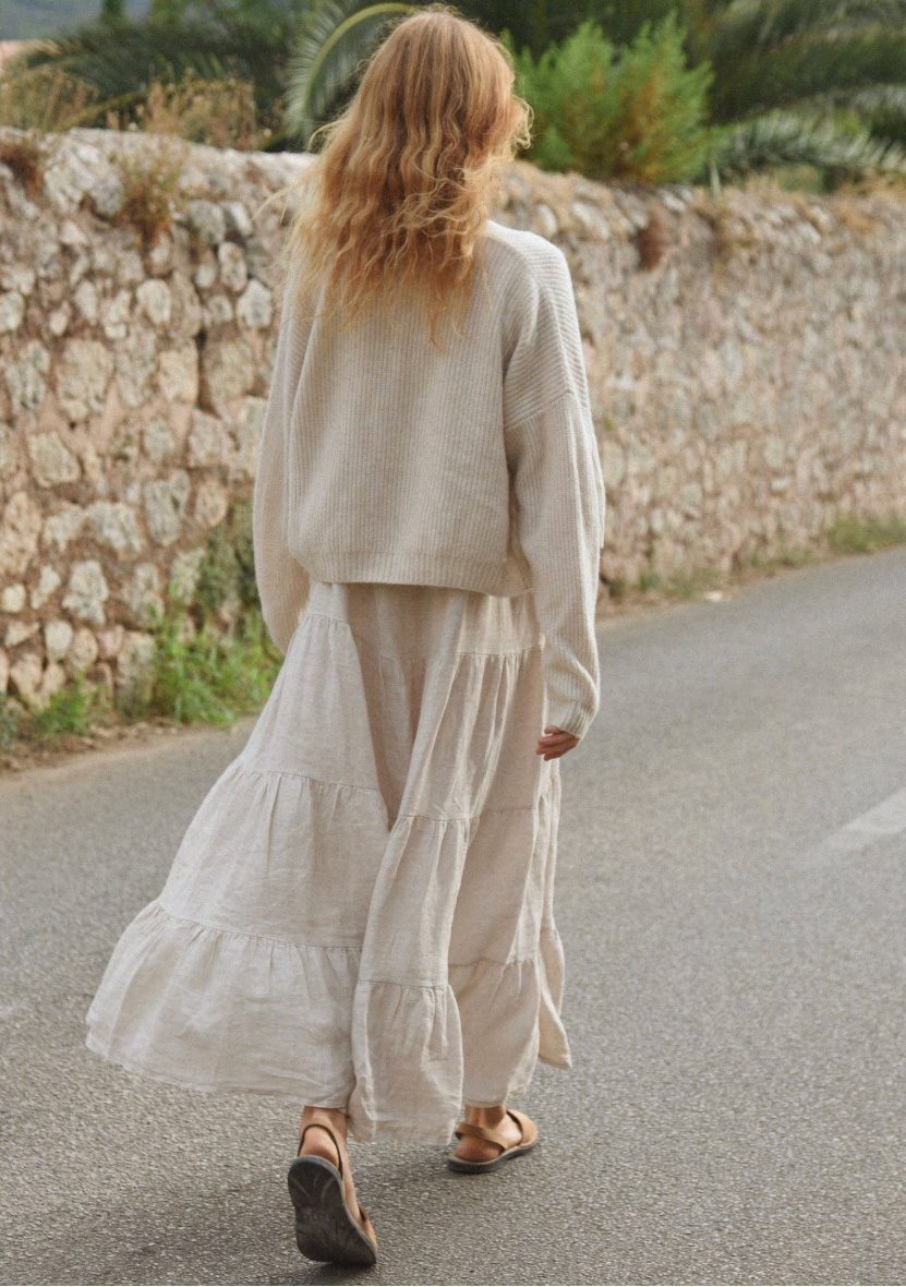 The Cashmere Muma Cropped Cardigan in Moon