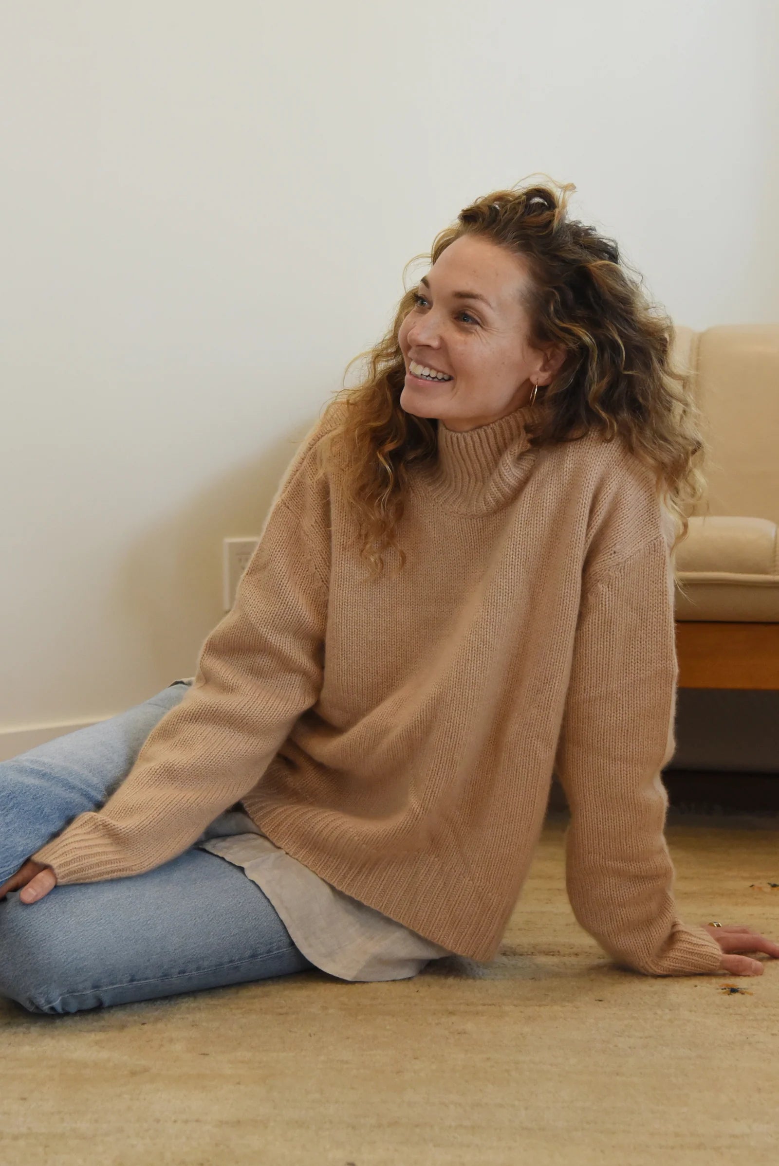 Cashmere Carmel Sweater in Canyon