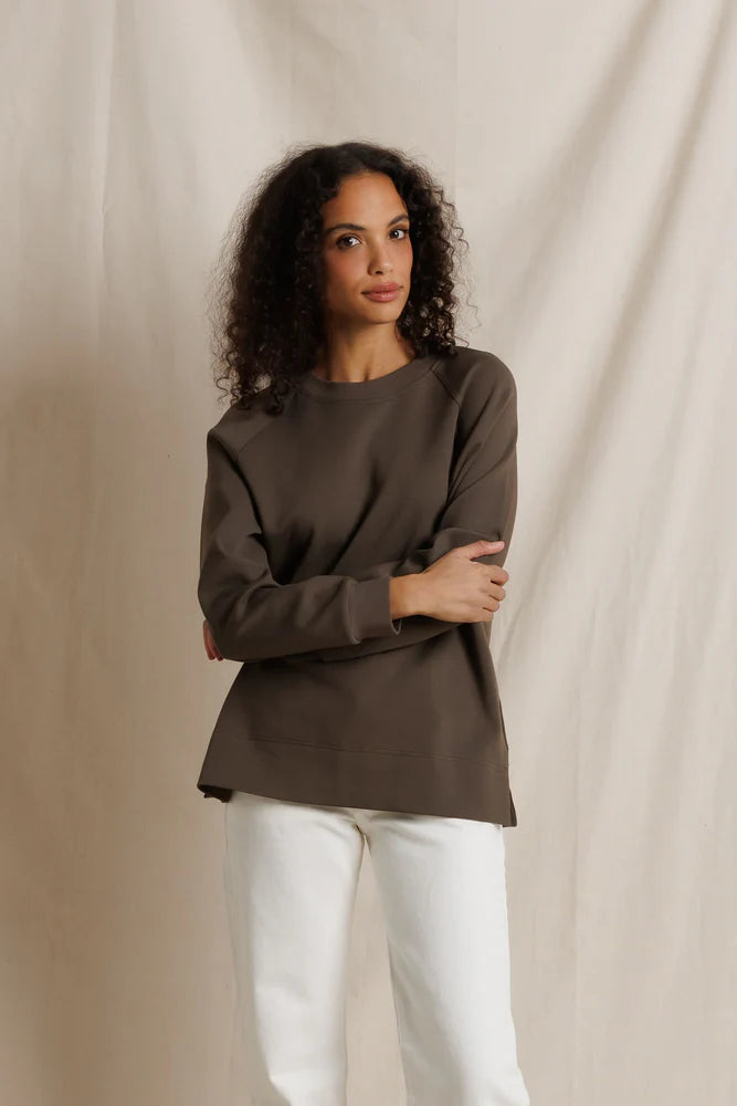 Sevilla Raglan Sweatshirt in Dark Olive