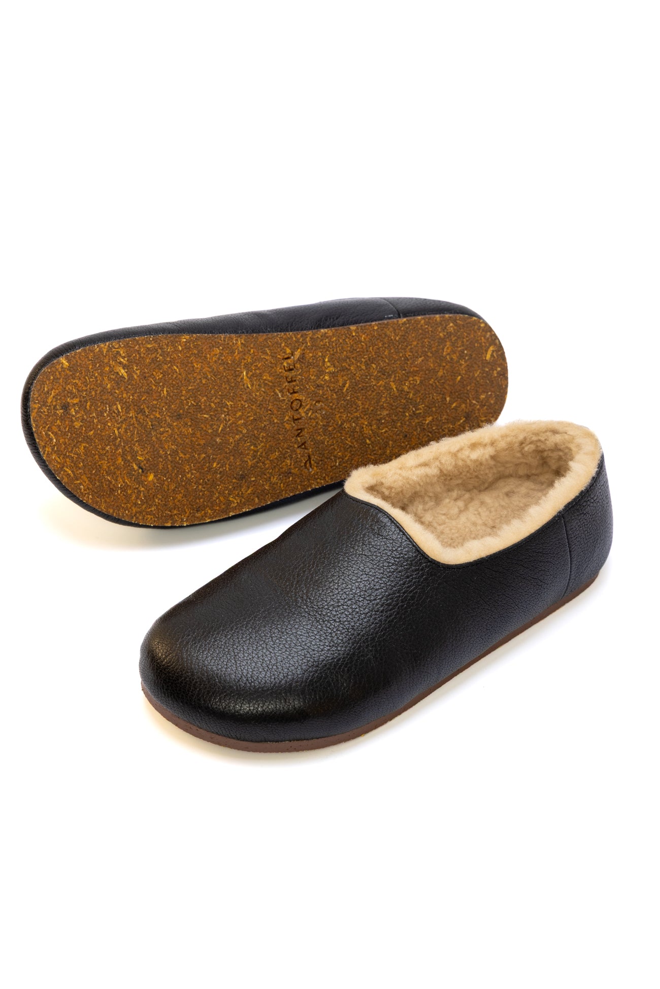 Kraal Slip On in Black