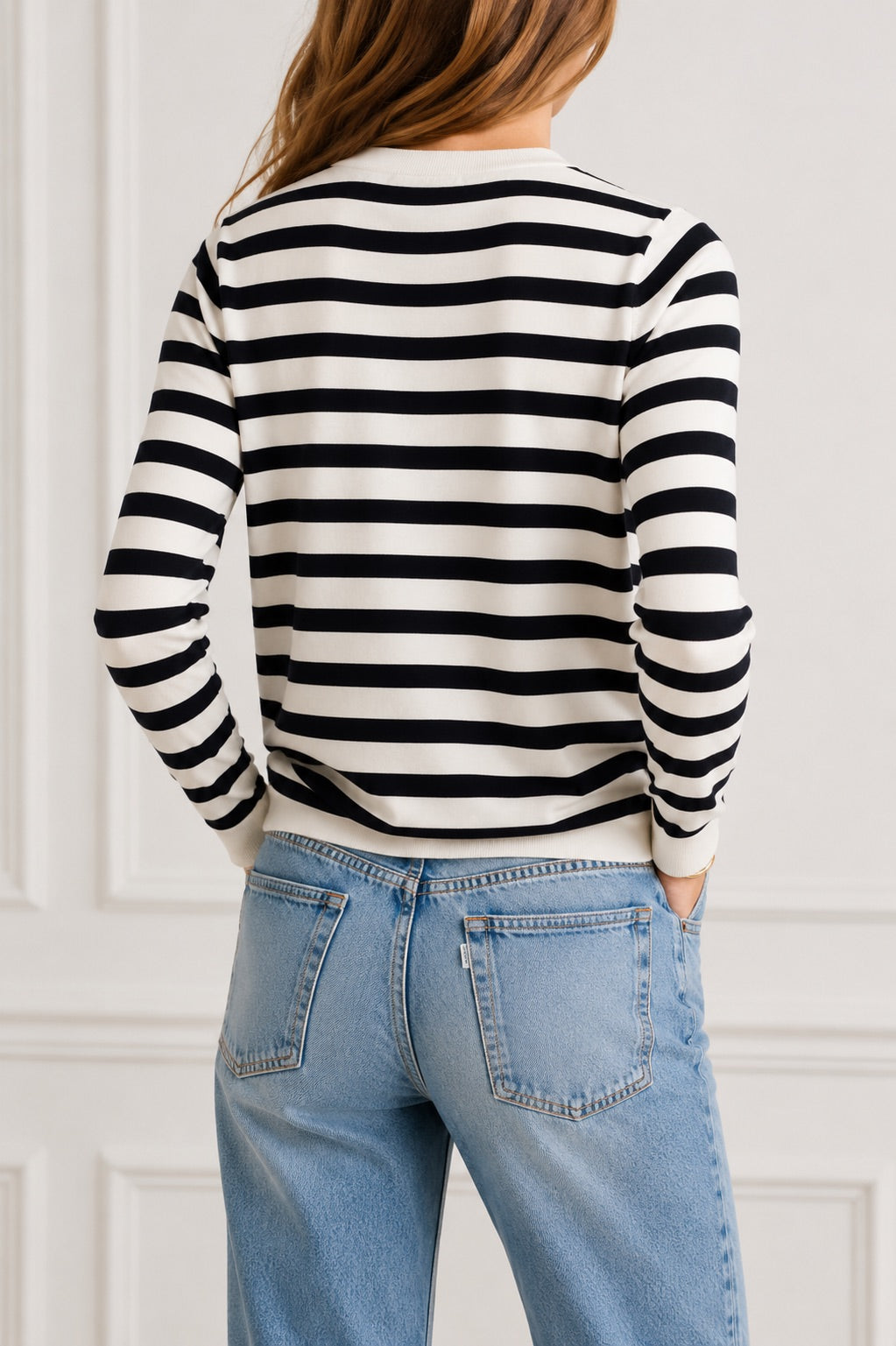 Long Sleeve Striped Crew Neck T-Shirt in Fleur De Sel/ Deep Night