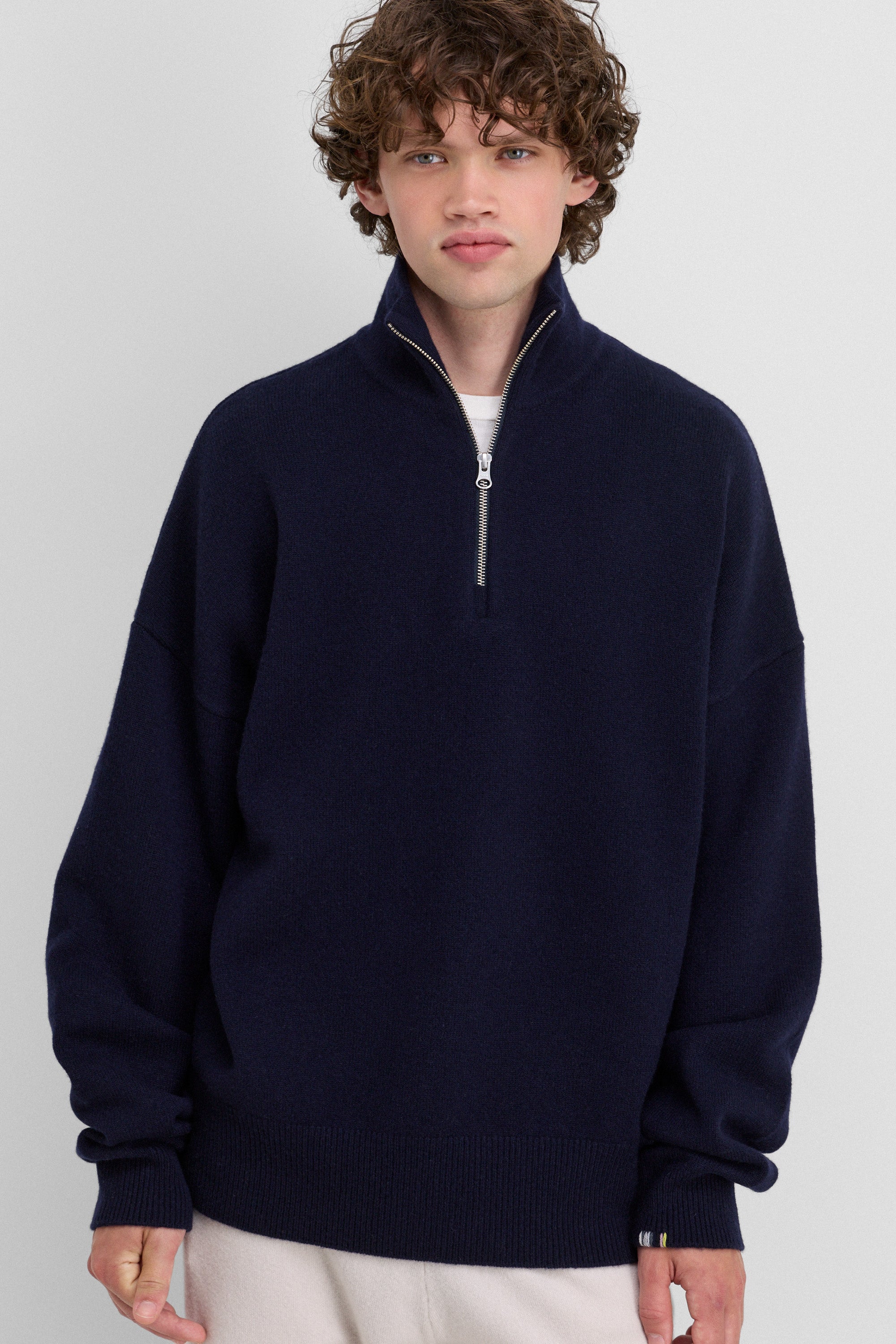 n°235 Hike in Navy