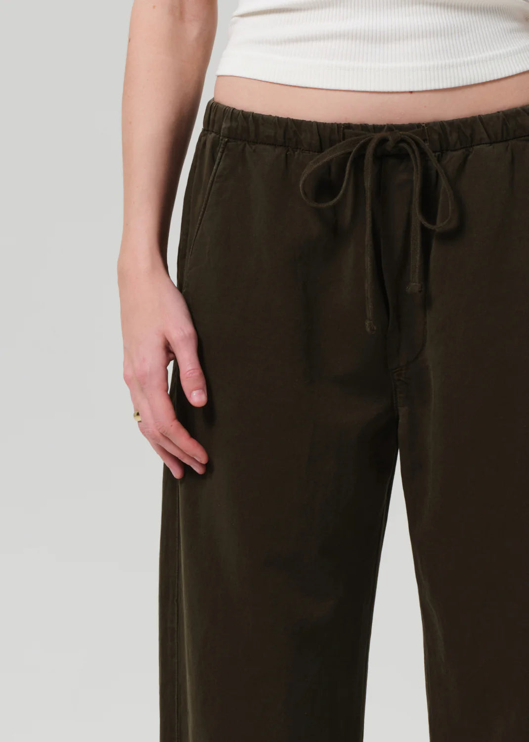Aurora Pant in Dark Olive