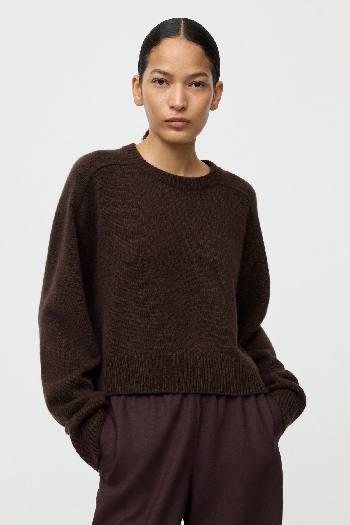 Cashmere Crew in Mocha