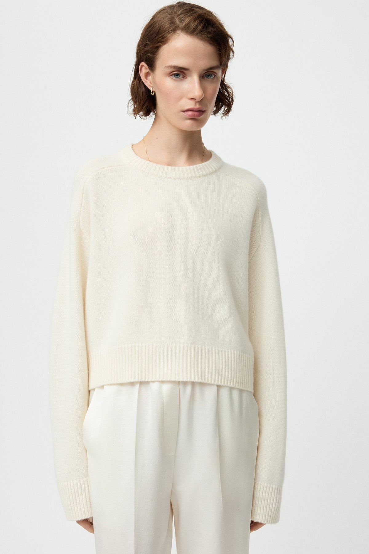 Cashmere Crew in Feather White