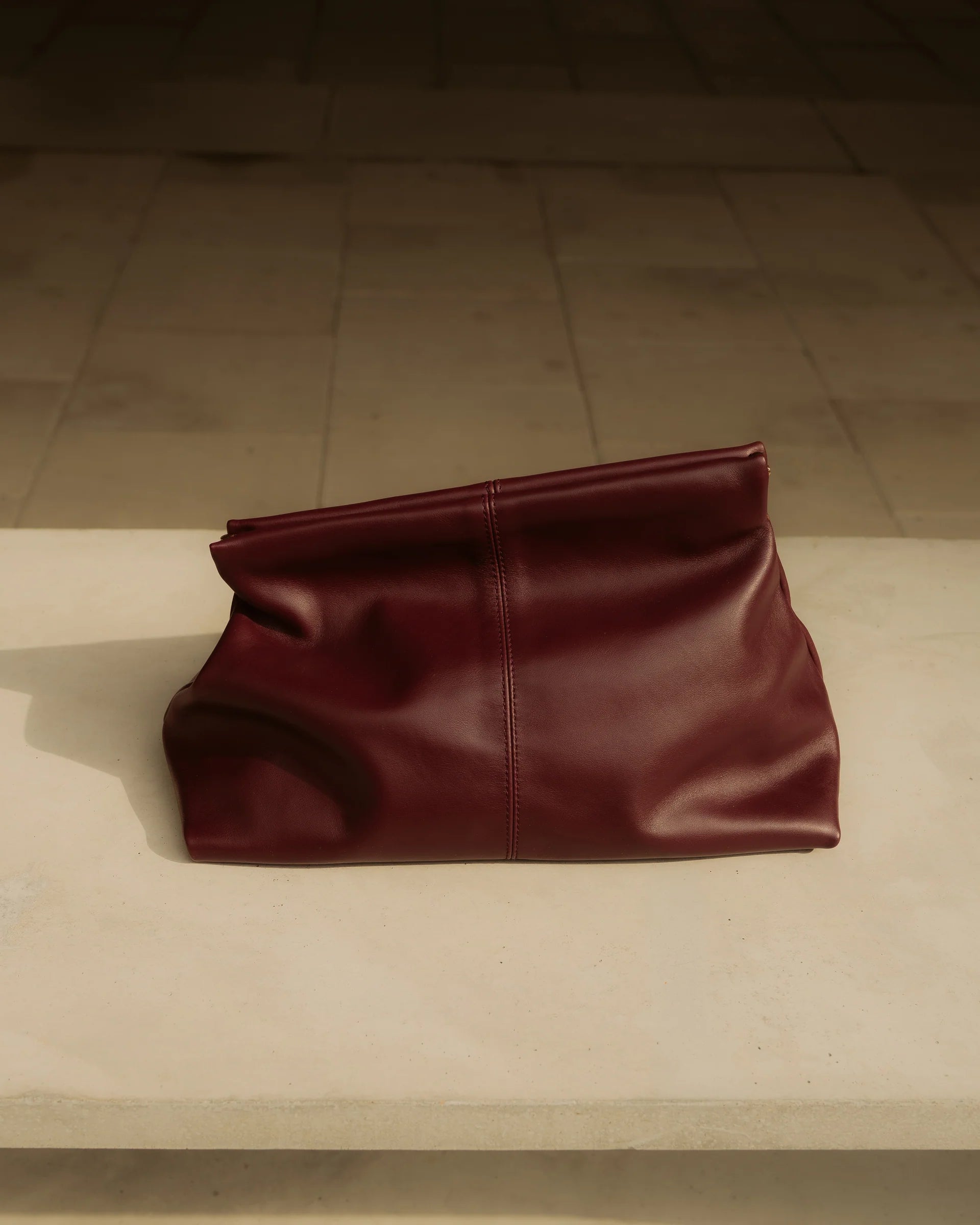 Clay Clutch in Burgundy Leather