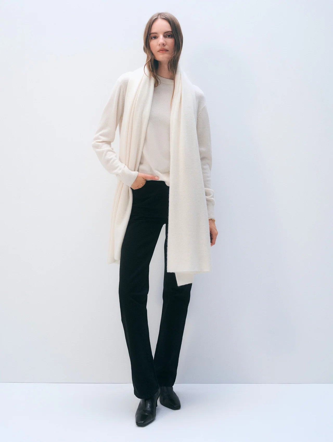 Cashmere Travel Wrap in Soft White