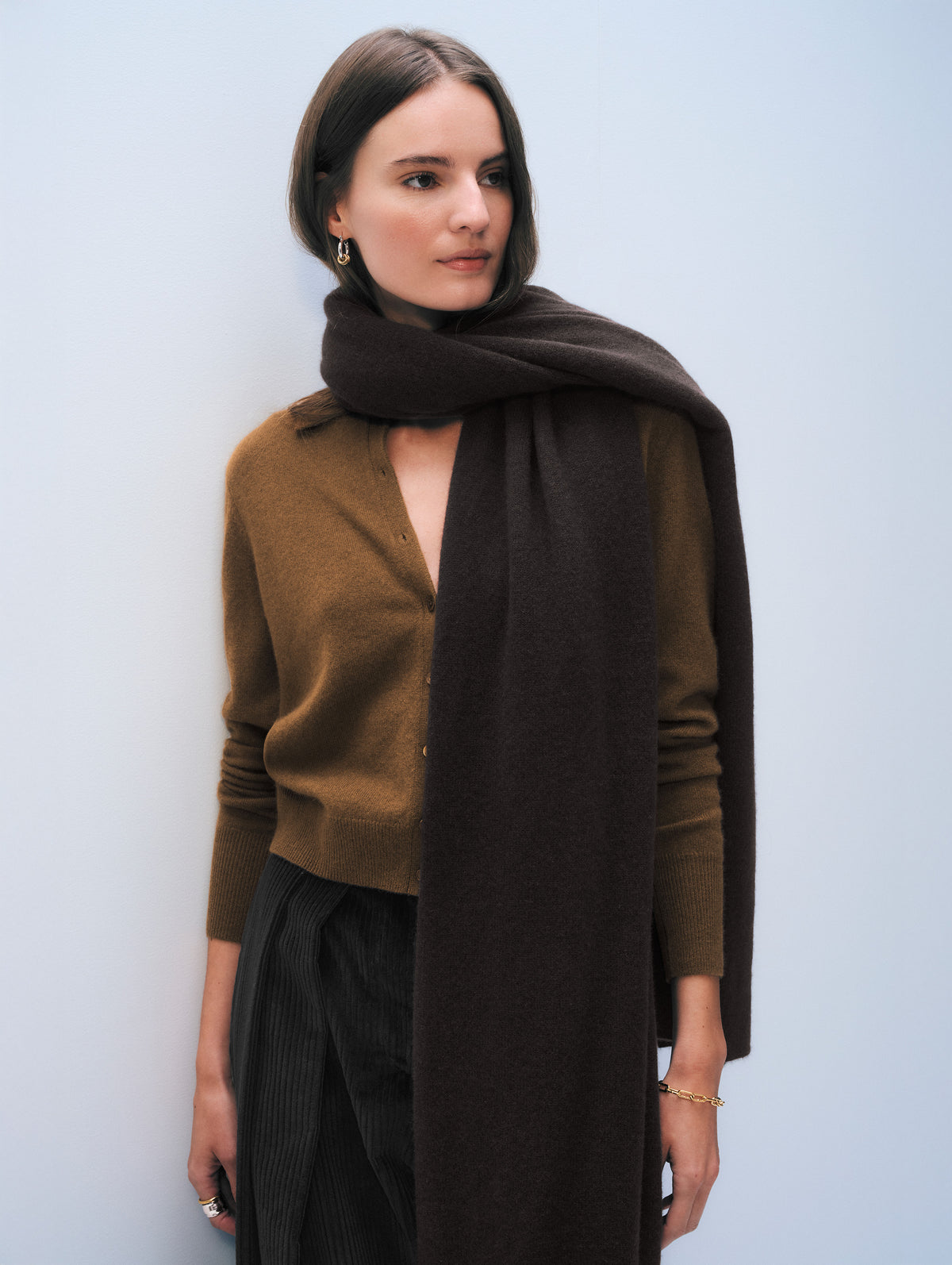 Cashmere Travel Wrap in Coffee Bean