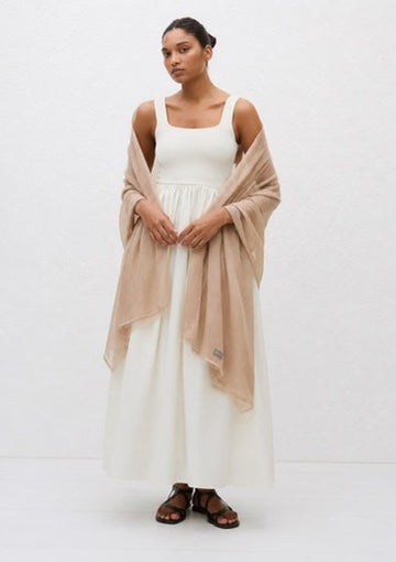 Featherweight Cashmere Scarf in Toasted Almond
