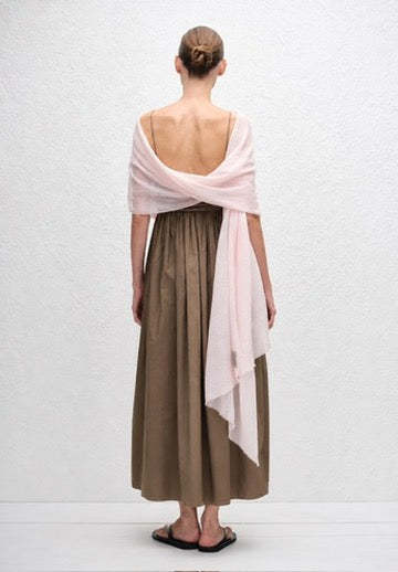Featherweight Cashmere Scarf in Slightly Pink