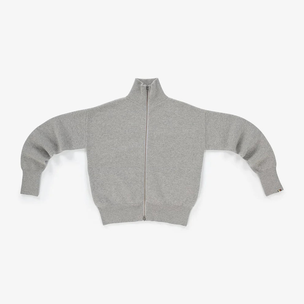 n°319 xtra out ·in Grey
