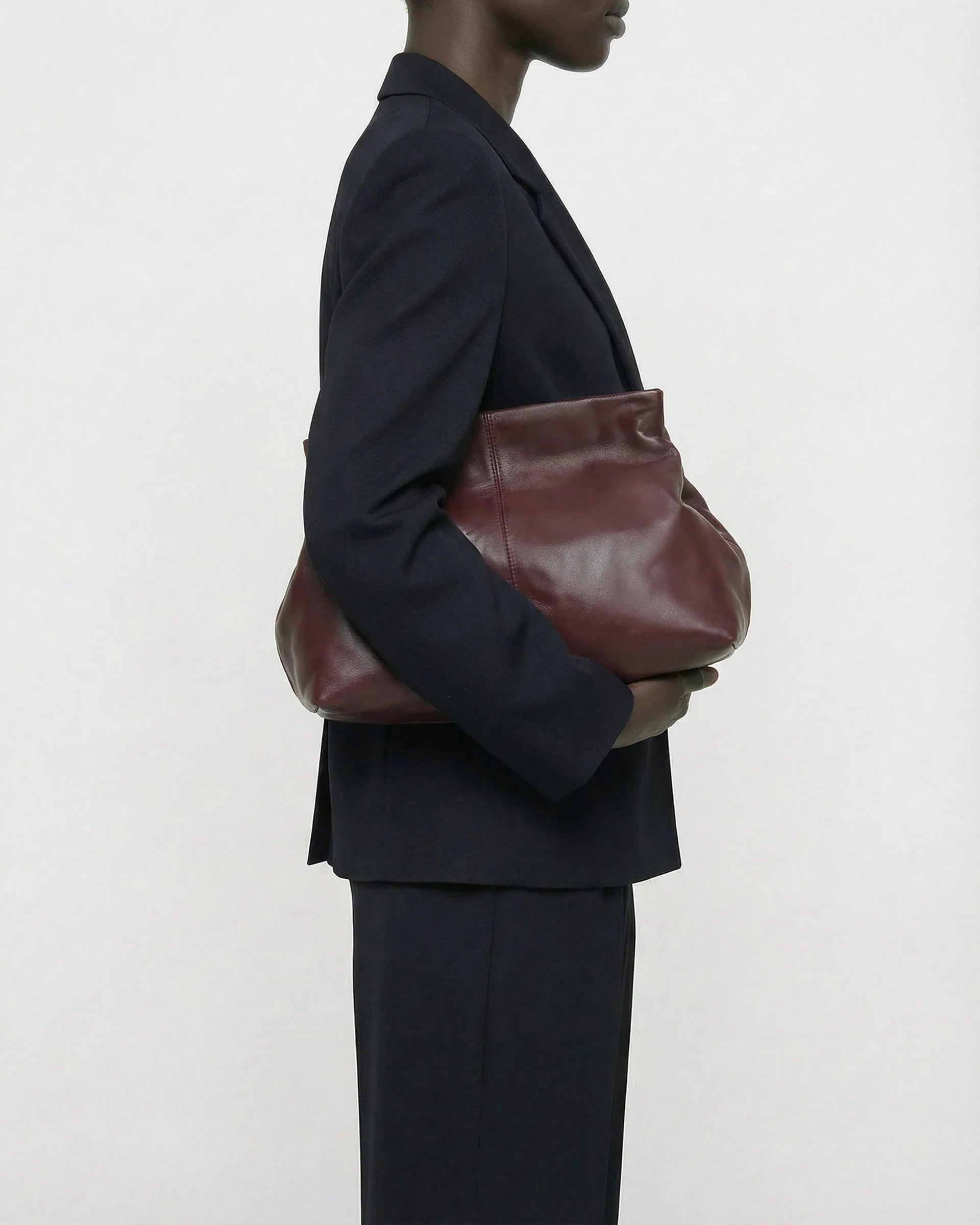 Clay Clutch in Burgundy Leather