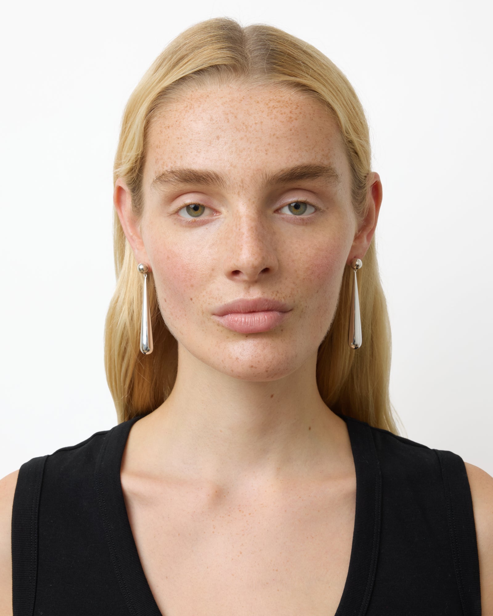 The Louise Earrings in Silver for Spring 26