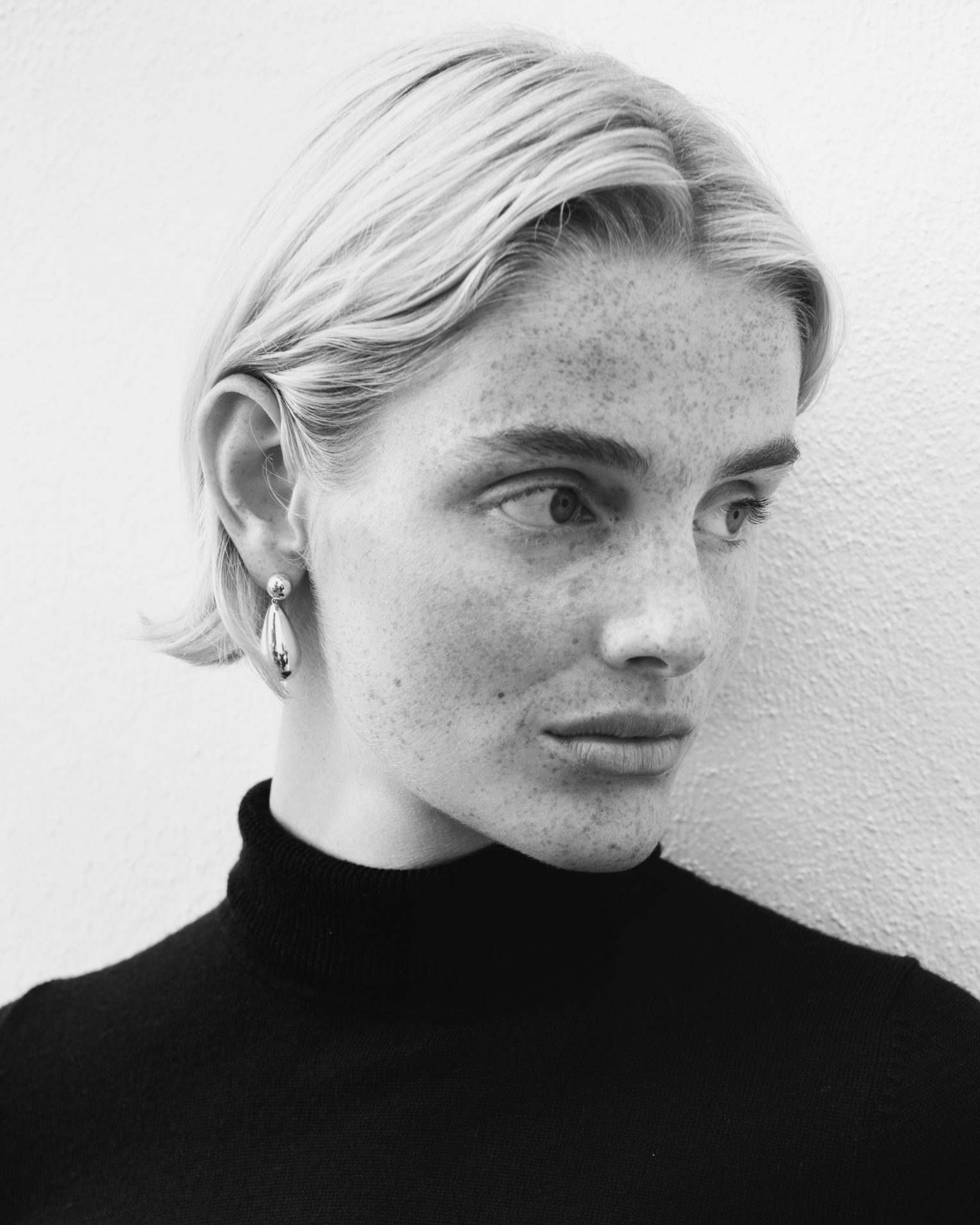 The Lola Earrings in Gold