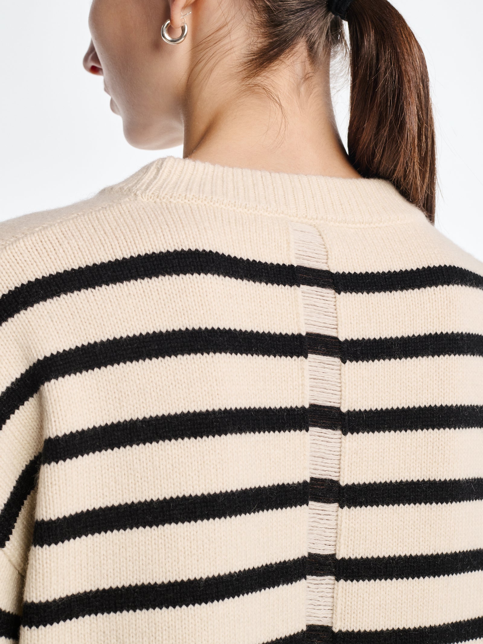 Ladder Stitch Crew in Ivory/Black Stripe