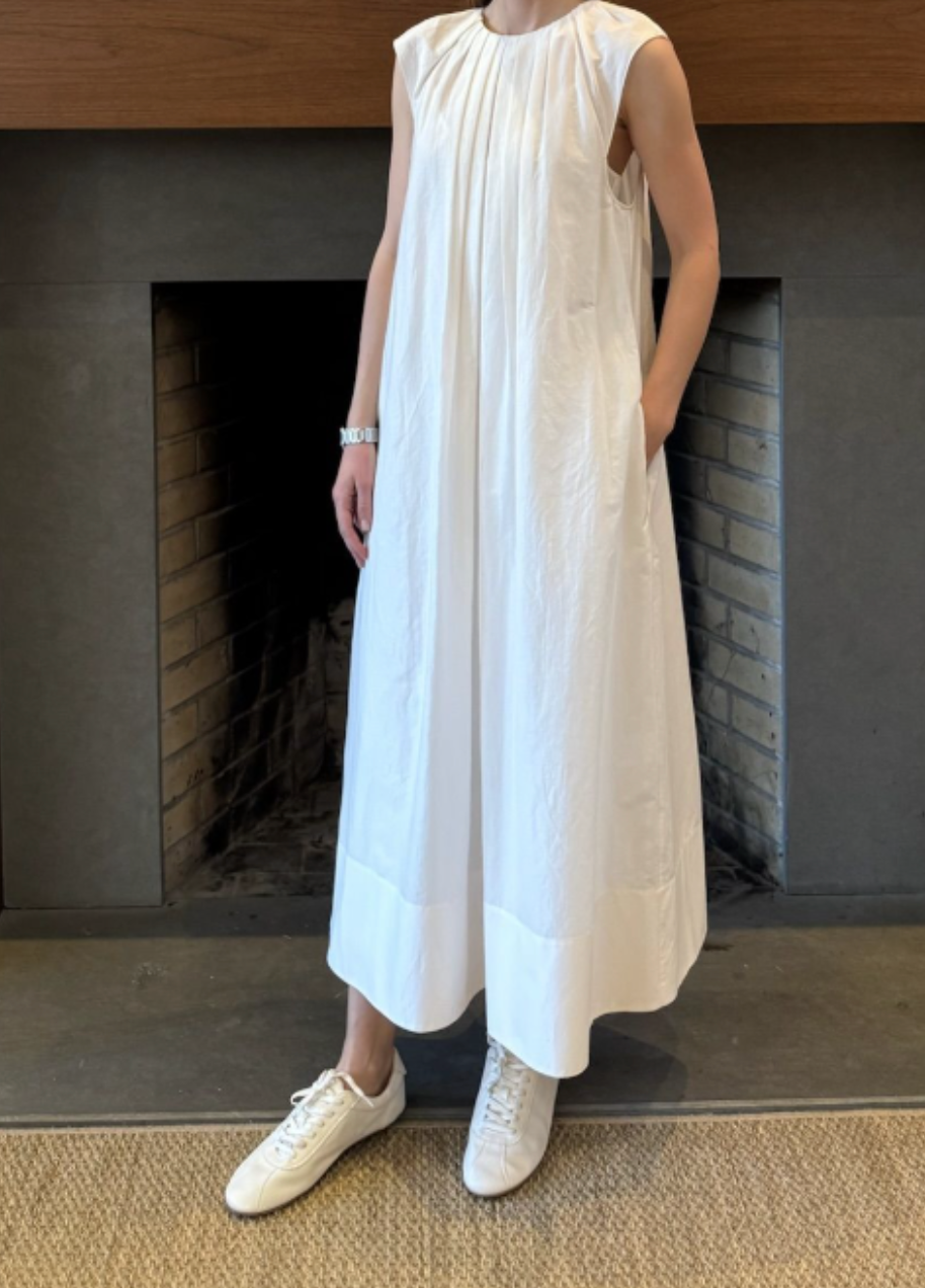 Summer Gown in Ivory