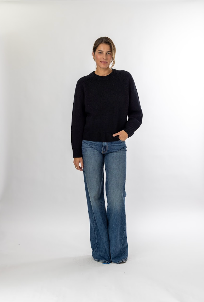 Allude Cashmere Crew Neck in Black - Final Piece, Size L