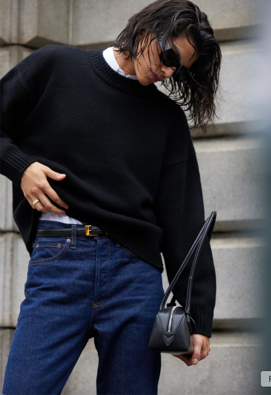 The Cashmere Signature Crew in Black