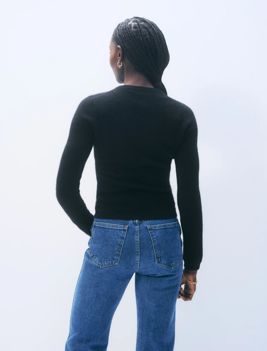 Cashmere Fitted Crewneck in Black