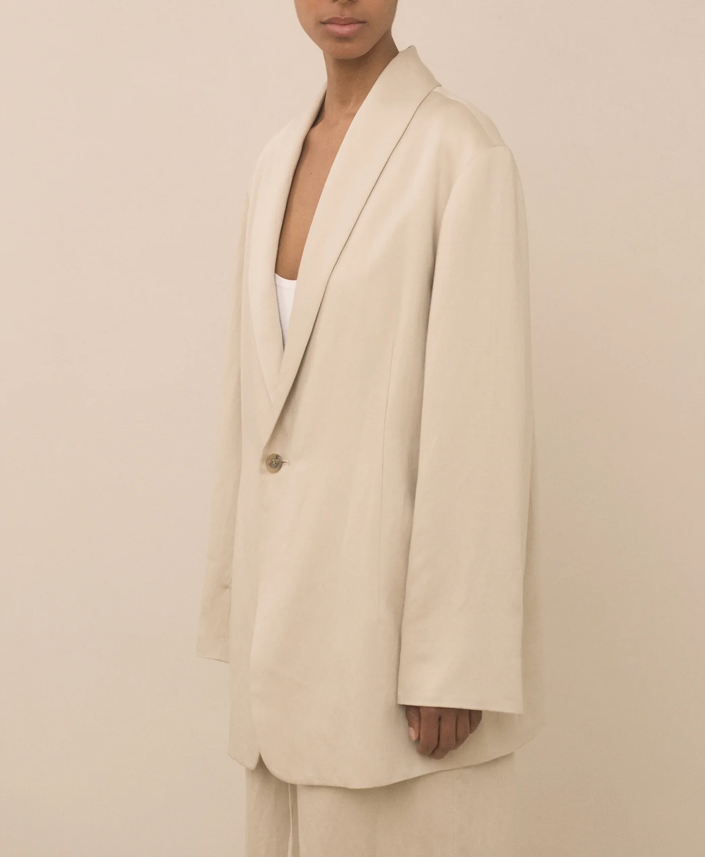 Satin Blazer in Parchment