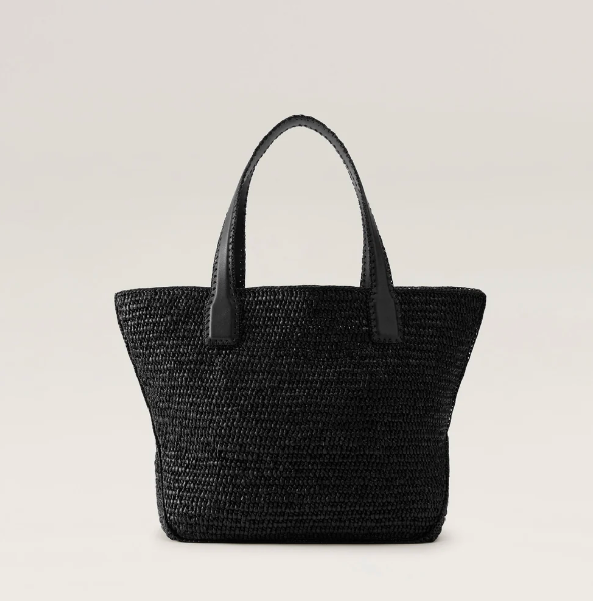 Liyoni Raffia Crochet Tote in Charcoal/Black