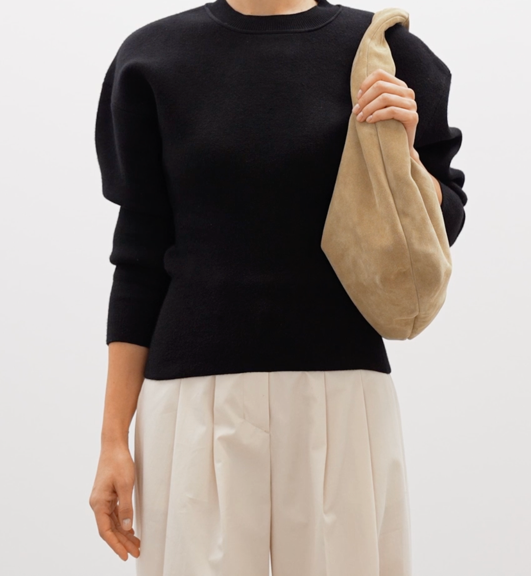 Alva Shoulder Bag in Sand Suede