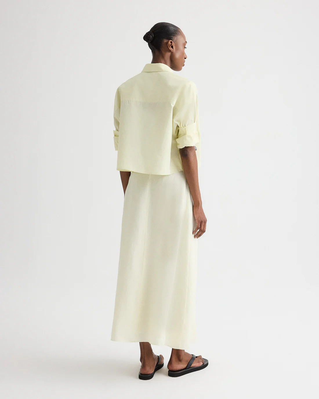 Next Ex Shirt in Fluid Linen Glass Green