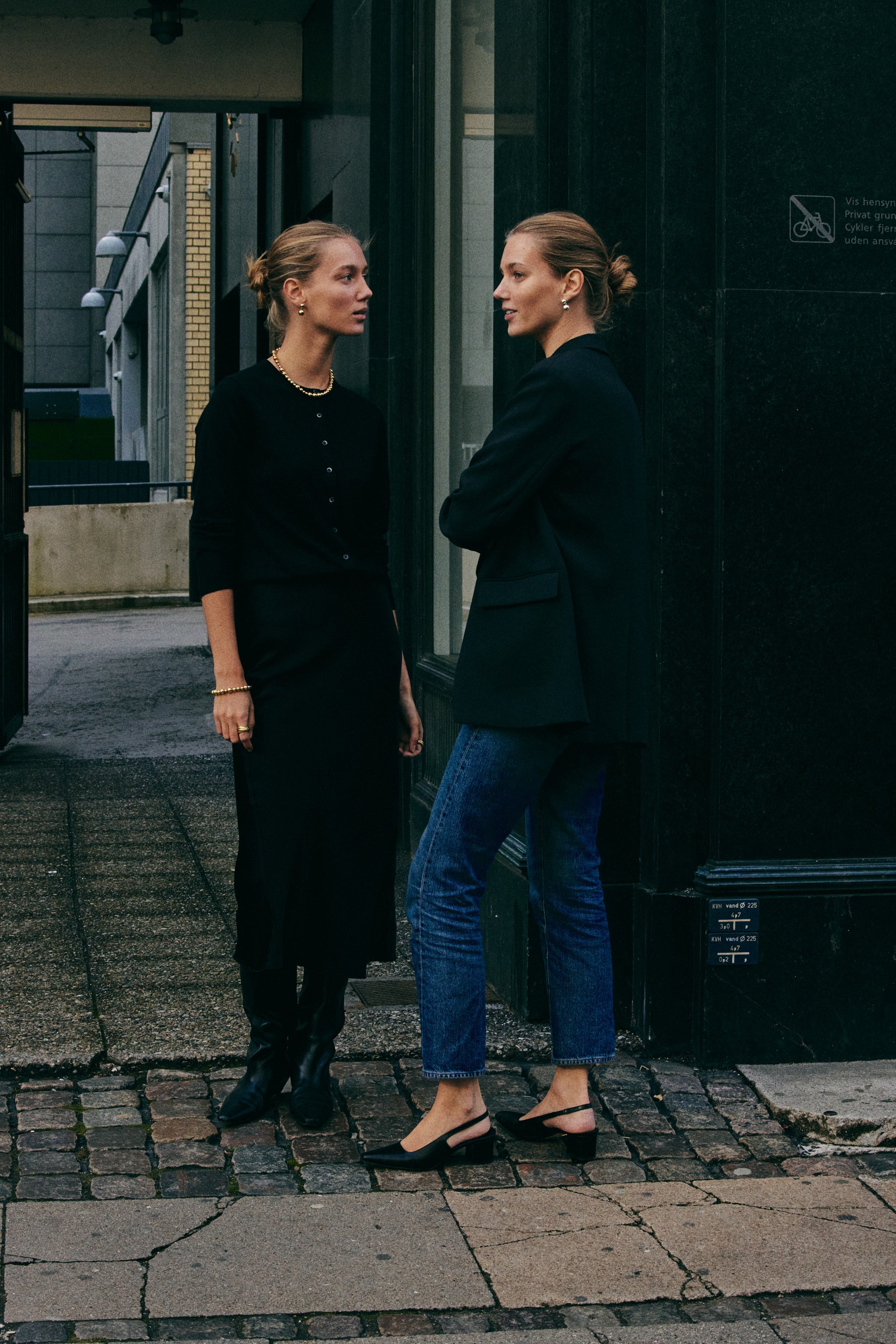 The Elly Necklace in Gold